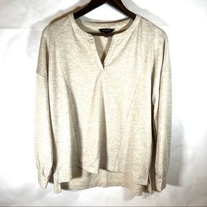 BANANA REPUBLIC | WOMEN | Cream Long Sleeve Tee | M